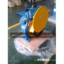 Hot Elevator Gearless Traction Machine 1250KG